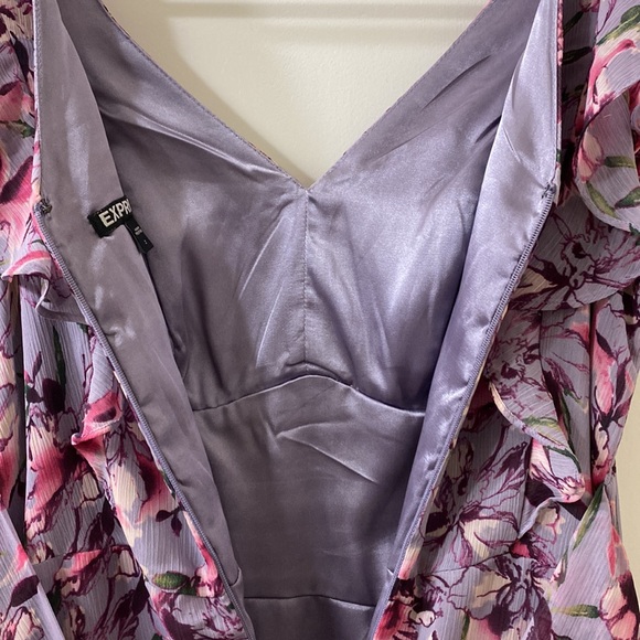 Dress - Picture 3 of 4